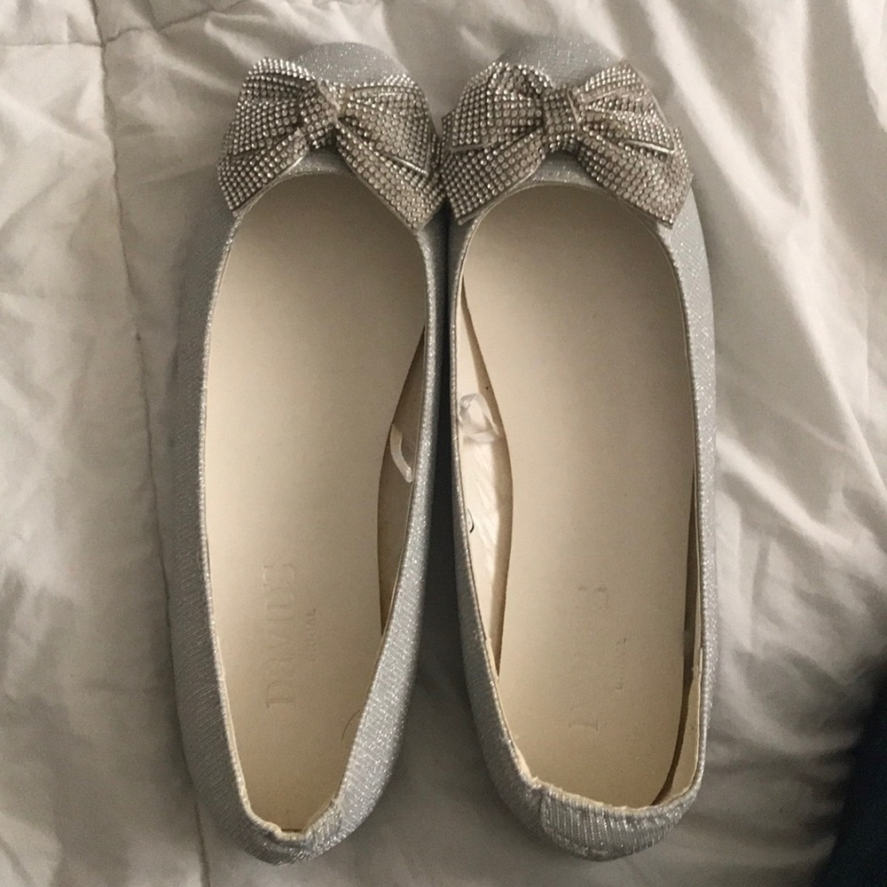 NWOT bridal flats